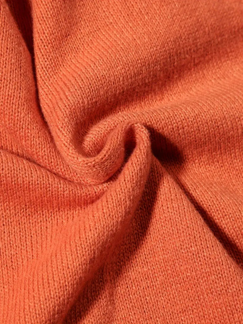 Hannie – Gestrickter Pullover mit V-Ausschnitt