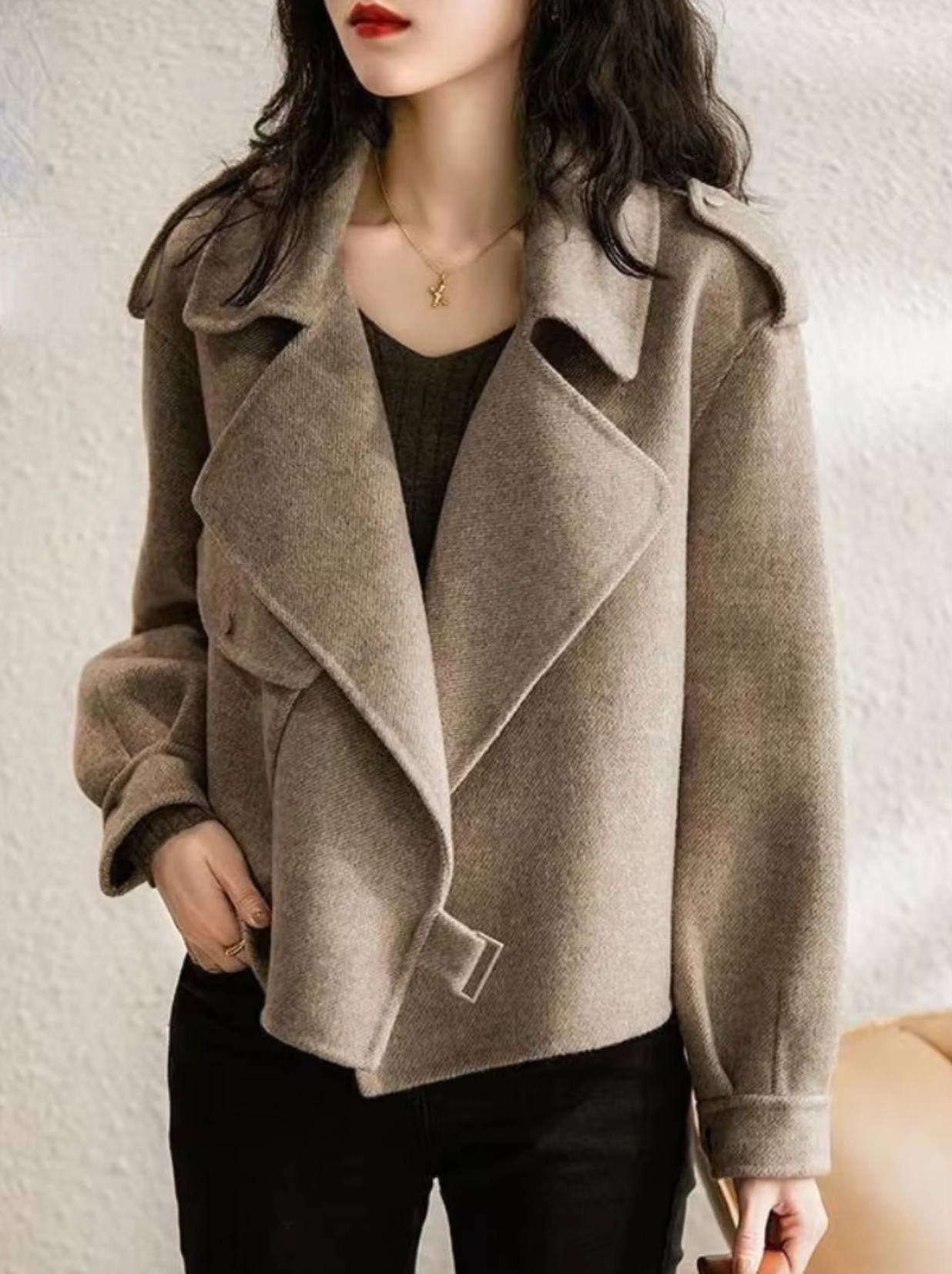 Melanie – Eleganter Wollmantel