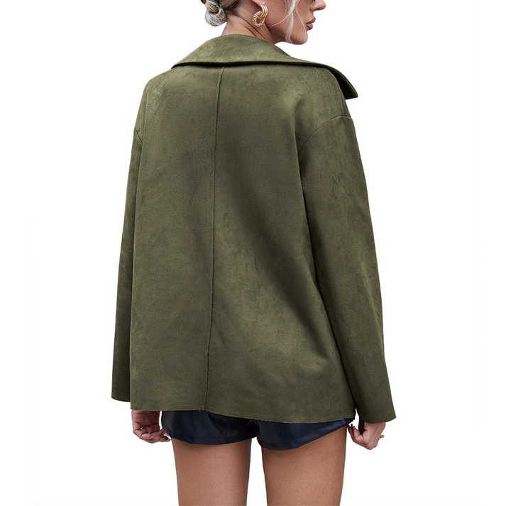 StylischeDamen – Lederjacke mit Knöpfen für einen modernen Look