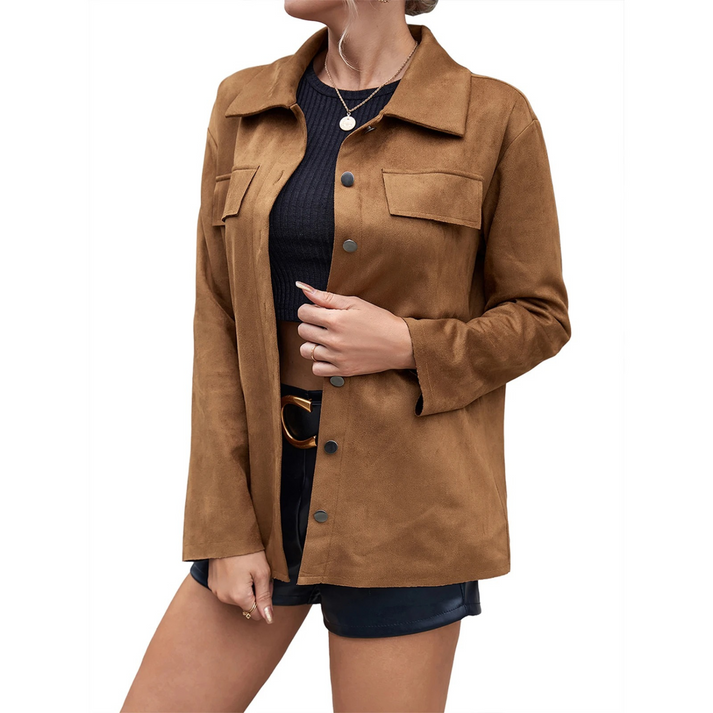 StylischeDamen – Lederjacke mit Knöpfen für einen modernen Look