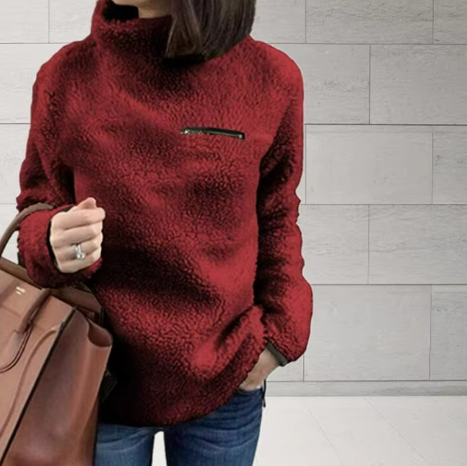 Beeta – Weicher Plüsch-Rollkragenpullover