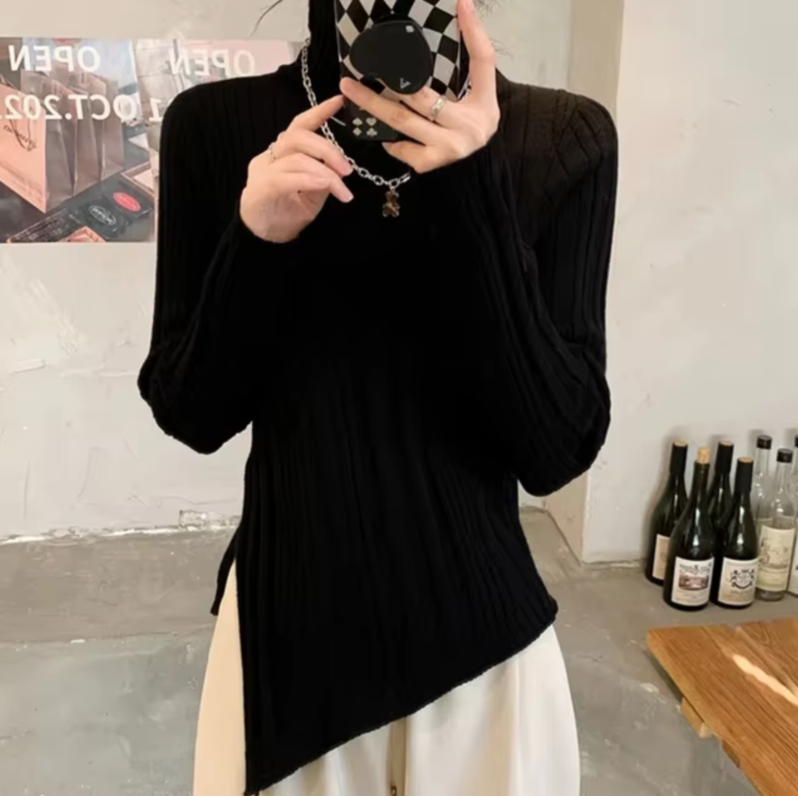 Kloe - Gestrickter Pullover mit ausgestellten Ärmeln