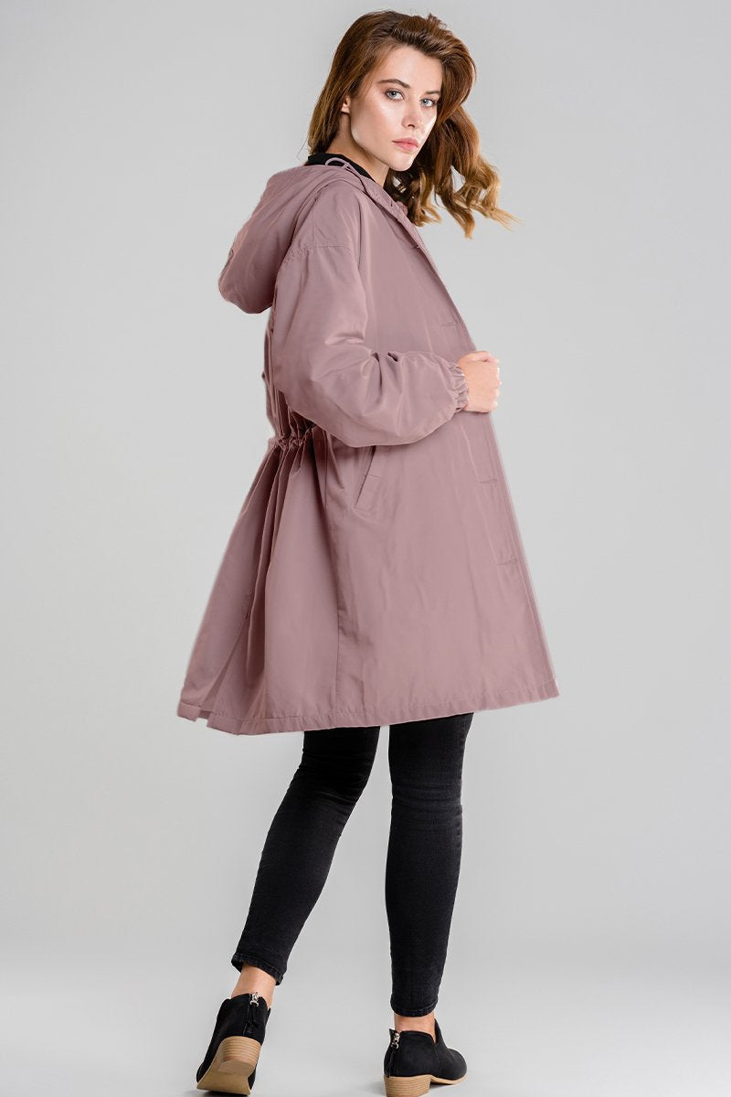 LichtSchein - Elegante weiße Regenjacke für stilvolle Auftritte, atmungsaktiv und wasserdicht, ideal für alle Wetterbedingungen, moderne Passform für maximalen Komfort, außergewöhnlicher Schutz gegen Regen und Wind