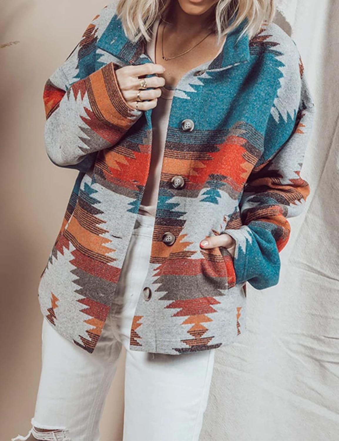 Darlene – Gewebte Jacke mit bedrucktem Kragen
