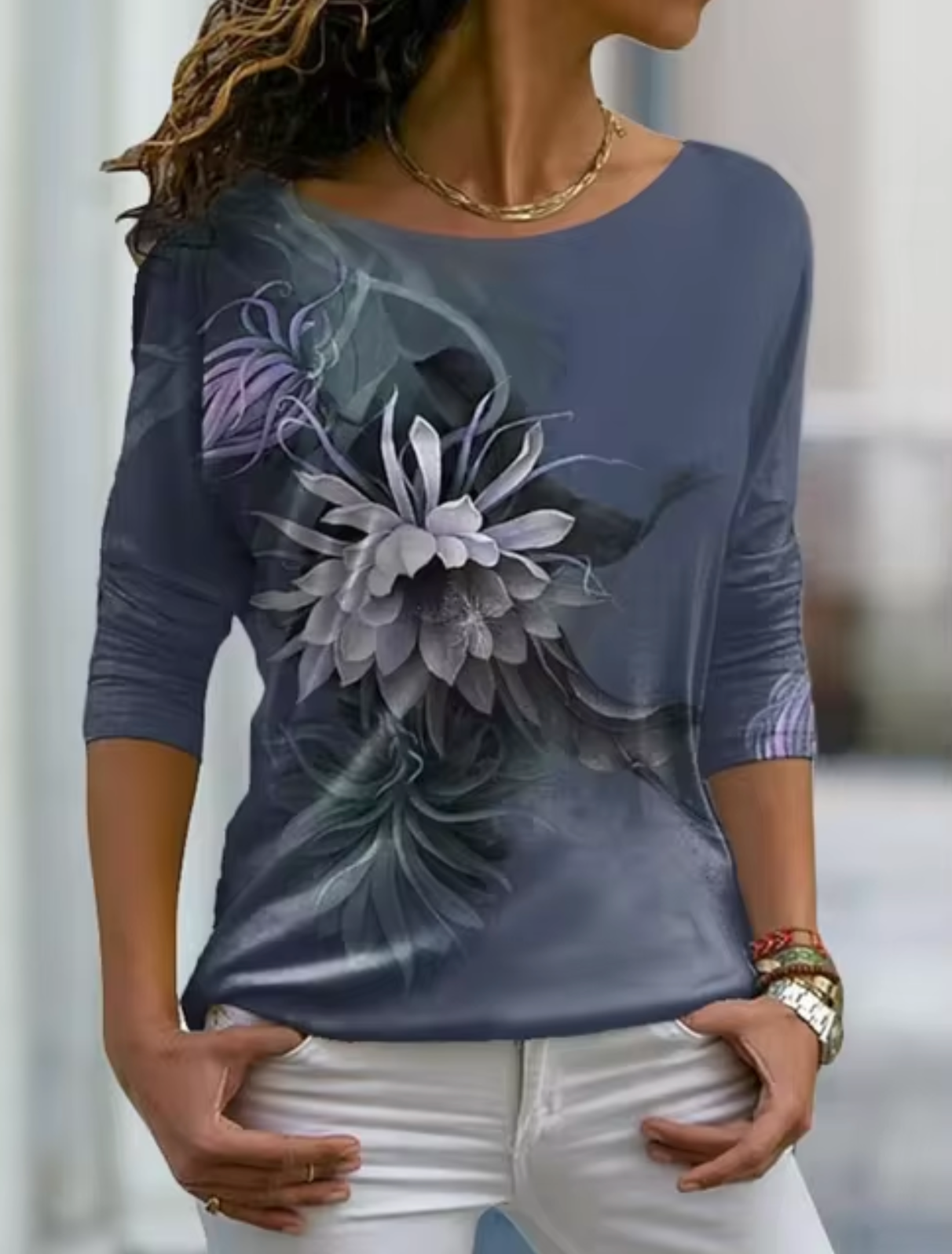 Tisha – Stilvolles Langarm-T-Shirt mit Blumendruck