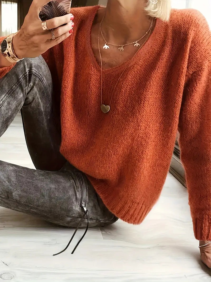Hannie – Gestrickter Pullover mit V-Ausschnitt