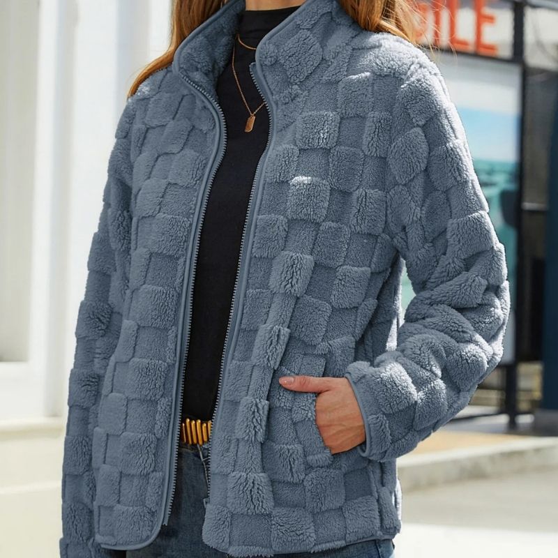 Ultra-weiche und bequeme kurze Fleecejacke Ayleen