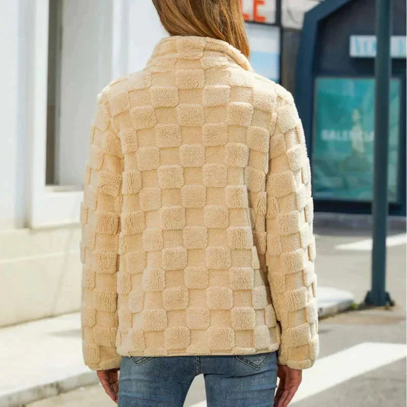 Ultra-weiche und bequeme kurze Fleecejacke Ayleen