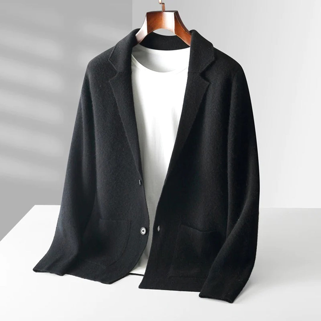  StrickWärme – Warme Strickjacke für Männer