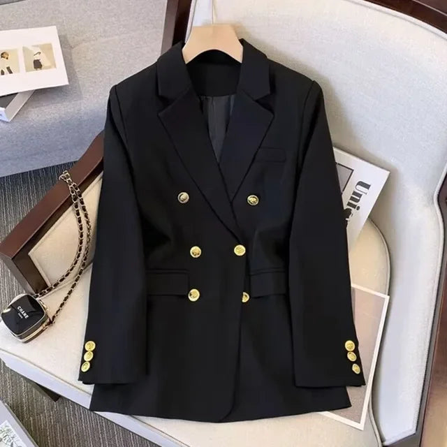 Elena - Weiße Jacke mit Goldknöpfen