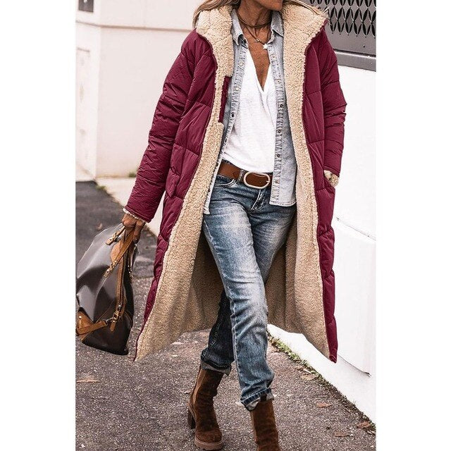 DualWarm – Wendbare lange Pufferjacke mit Kapuze für doppelte Flexibilität