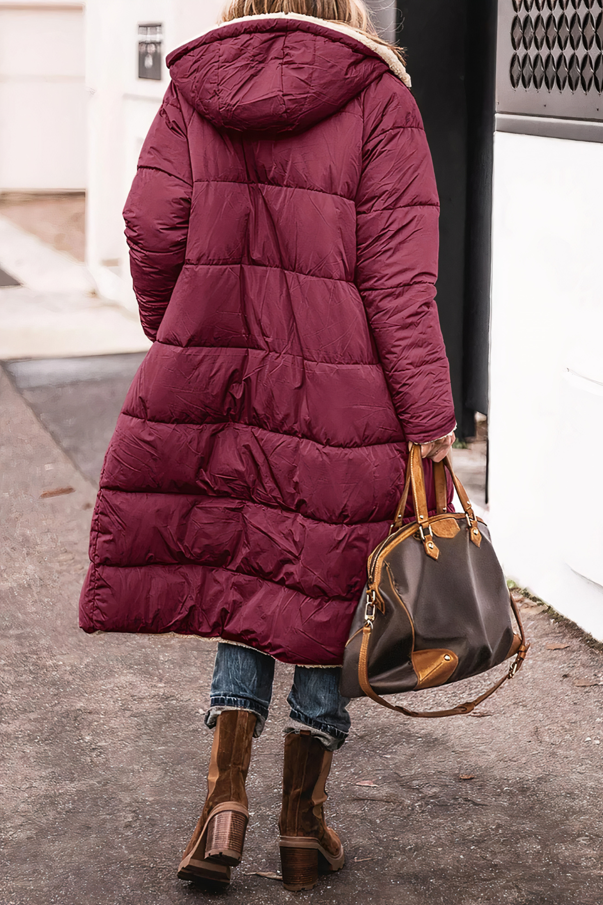 ZweifachSchutz - Stilvoller Parka für alle Jahreszeiten
