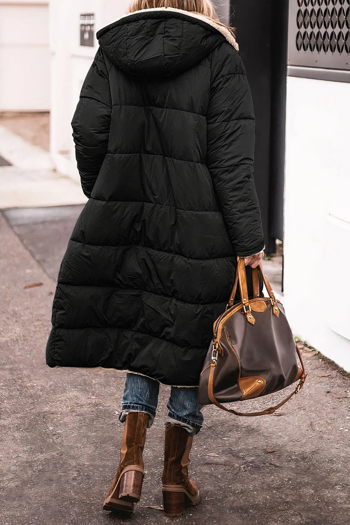 ZweifachSchutz - Stilvoller Parka für alle Jahreszeiten