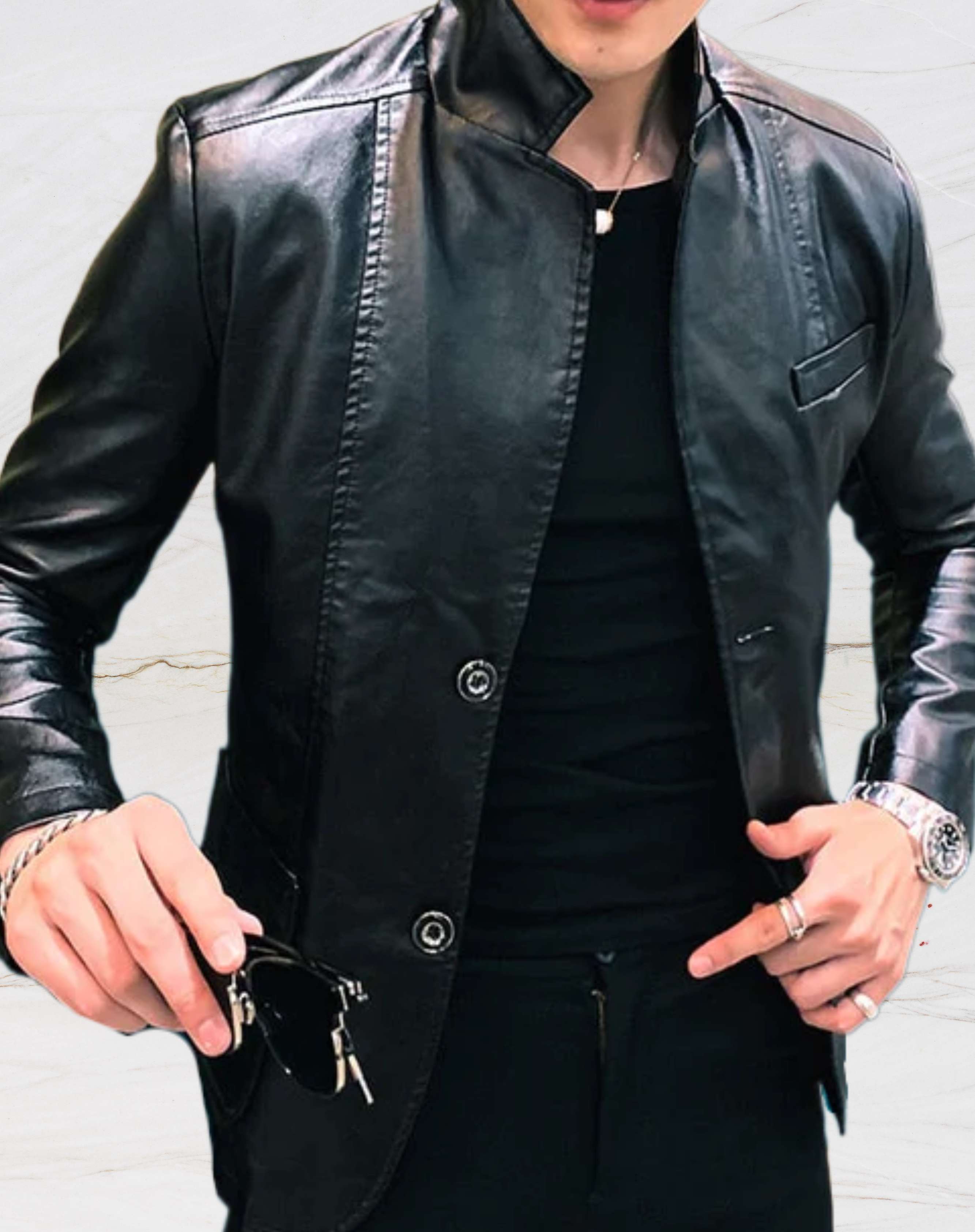 SlimFit Leather – Lässige, schmal geschnittene Lederjacke