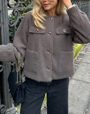 Nelli - Stylische Damenjacke mit Taschen und Knöpfen