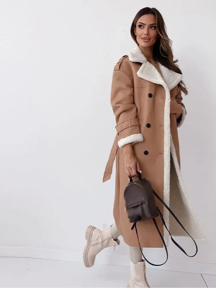 Langer und warmer Kim-Mantel - Eleganz und Komfort für den Winter