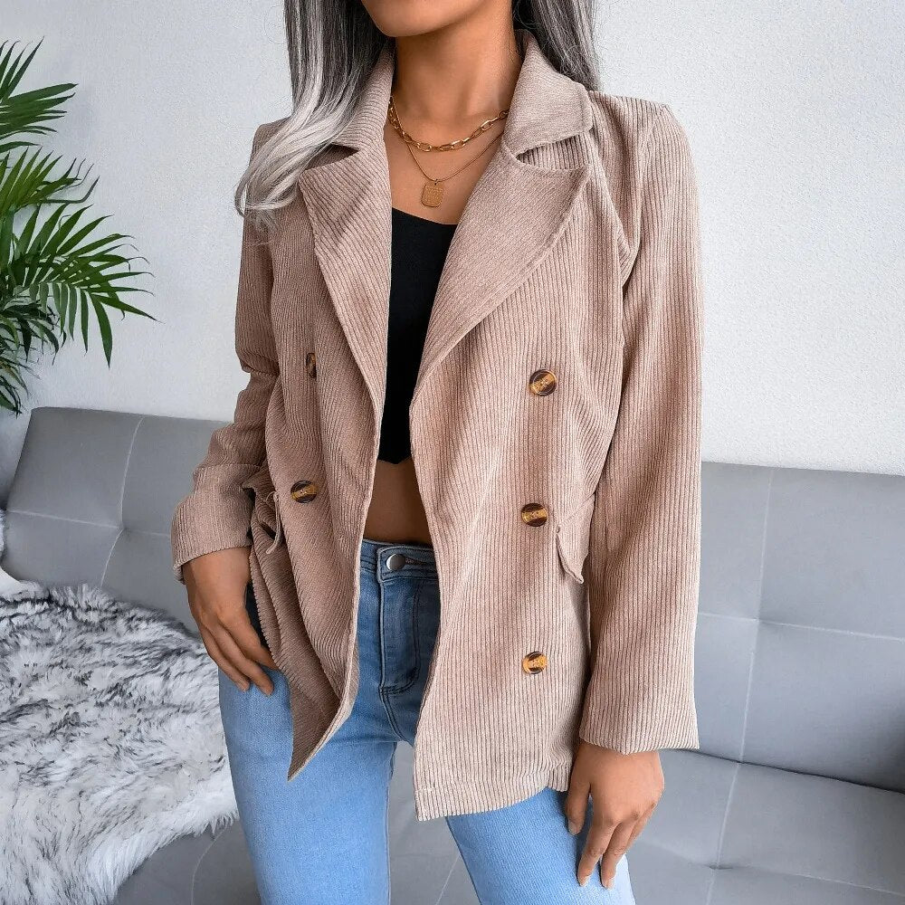 Doppelglanz - Eleganter Kordblazer mit Charme