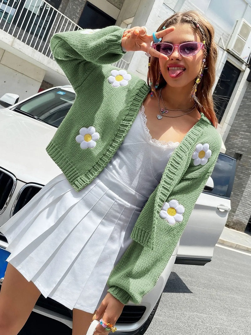  BlütenStrick – Floral gestrickte Strickjacke für Damen