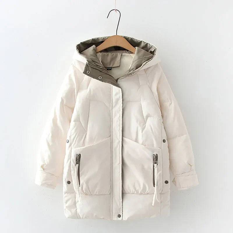 Winterzauber - Stilvolle Parka mit Kapuze für kalte Tage