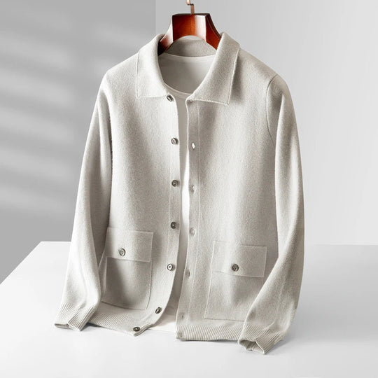 WoolComfort – Strickjacke aus Wolle für gemütliche Tage