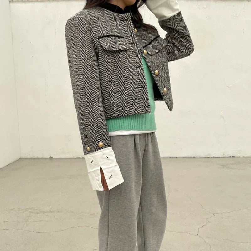 MetalCheck – Karierte Jacke mit Metallknöpfen für markanten Stil