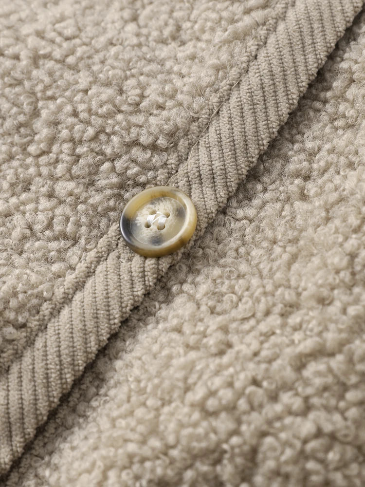TeddyWärme – Kuschelige Teddy-Strickjacke