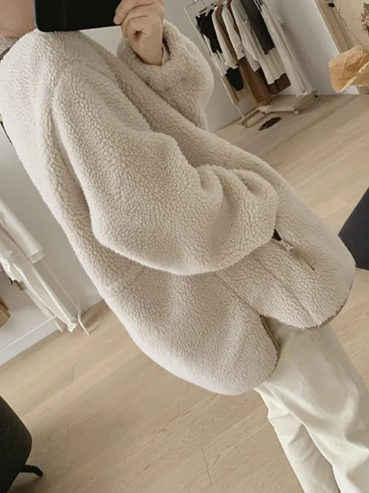 ÜberGröße – Moderner Oversize-Mantel