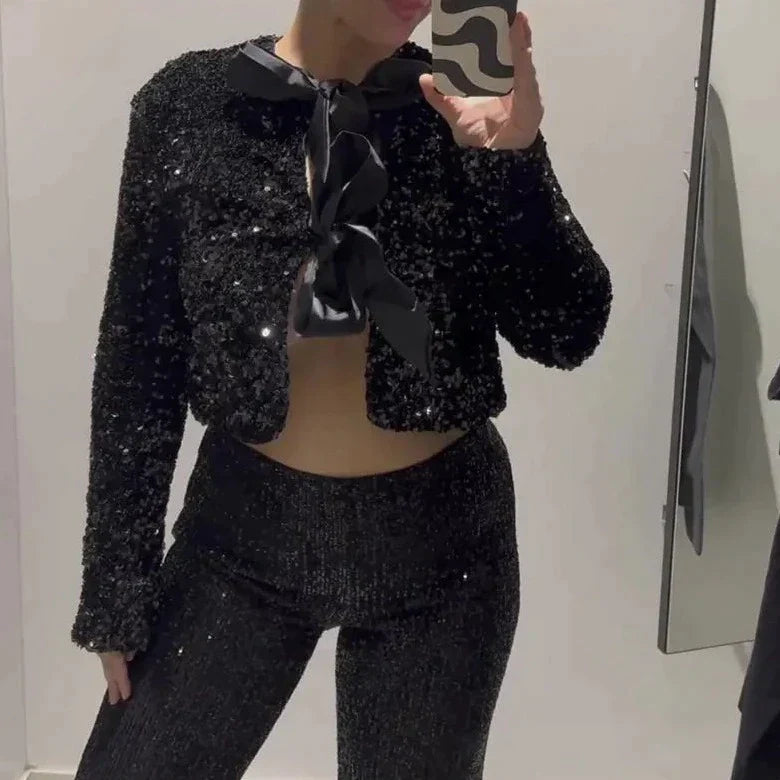 GlimmerGlam – Modische Sparkling-Jacke