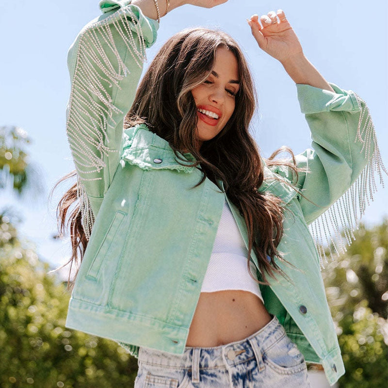 GlitzerTassel – Trendige Jeansjacke mit funkelnden Fransen
