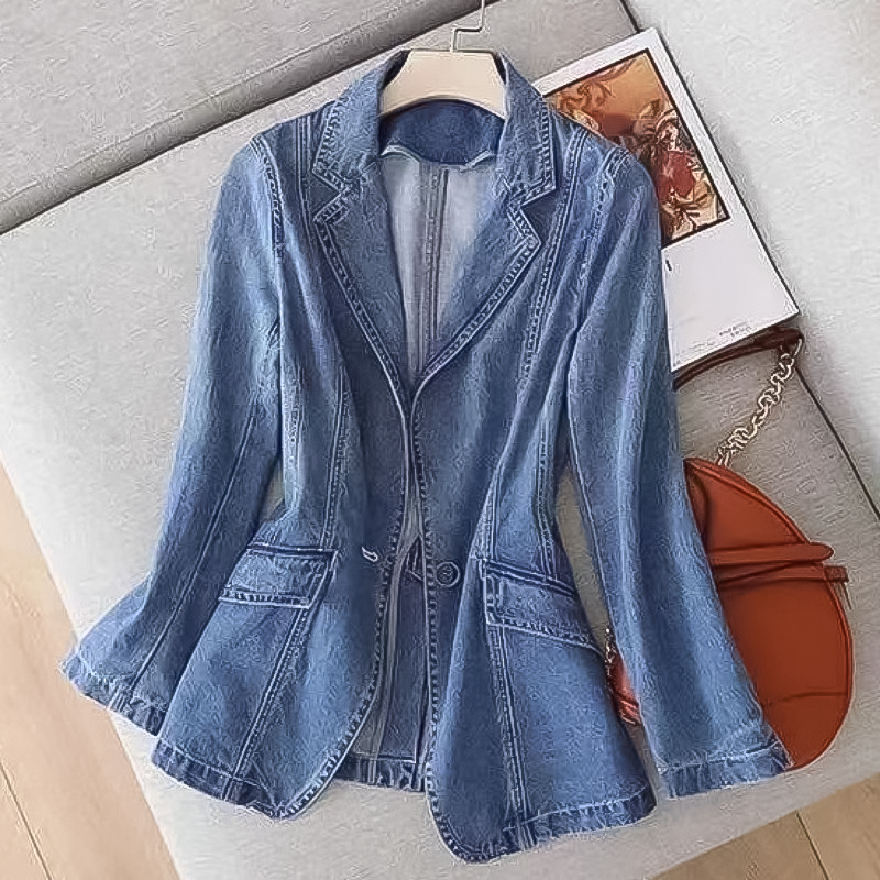 DenimChic – Moderner Denim-Blazer für Damen