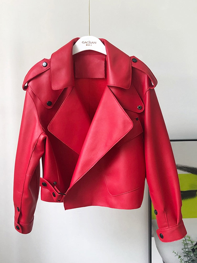 Kara - Kurzer Trenchcoat aus Leder