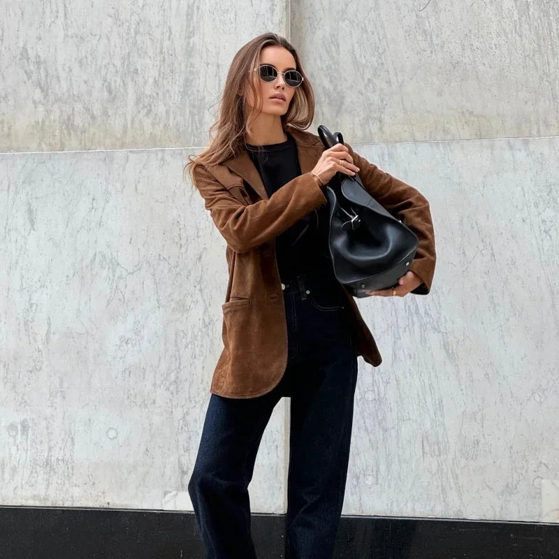 Elegante und leichte Wildlederjacke für Damen