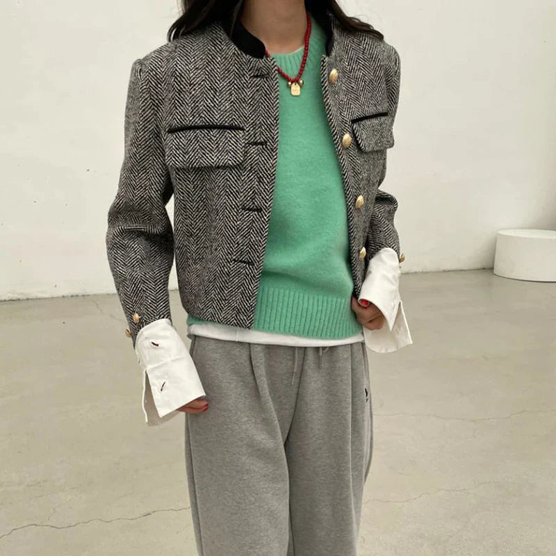 MetalCheck – Karierte Jacke mit Metallknöpfen für markanten Stil