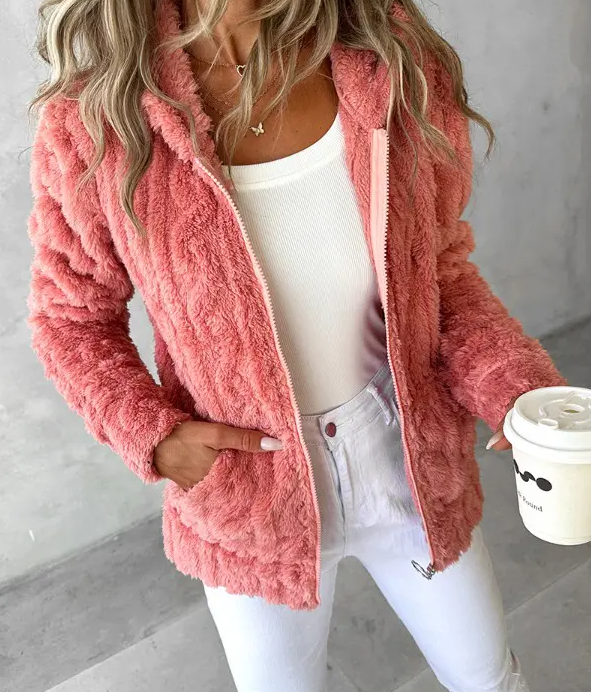 StrickWärme – Warme Strickjacke