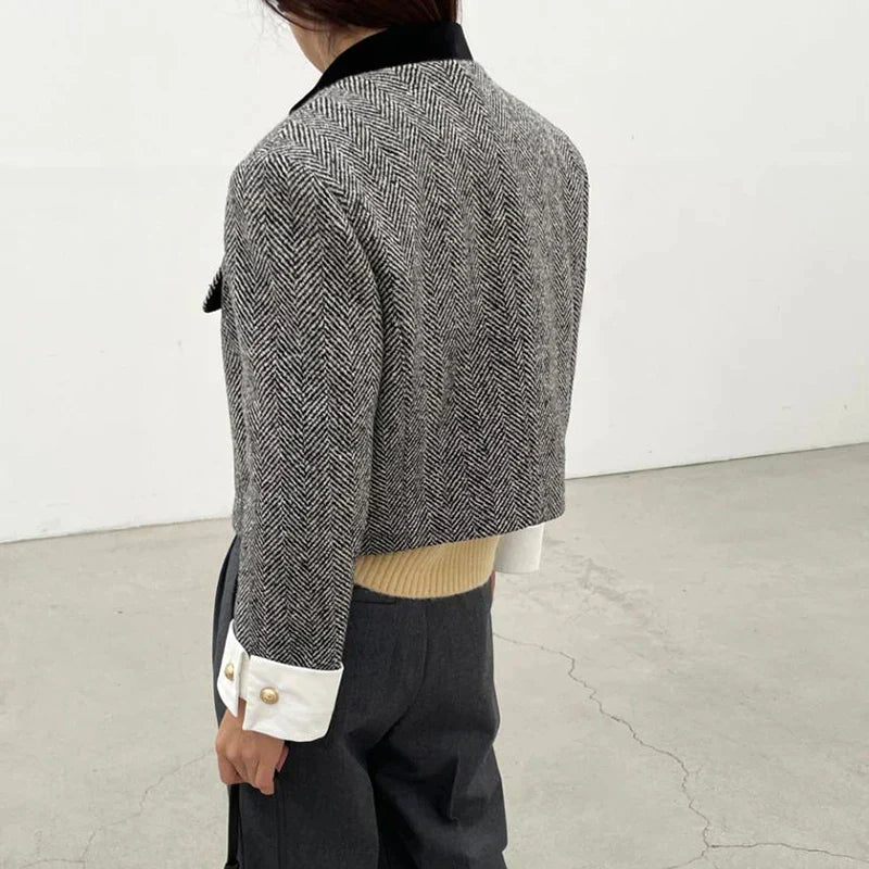MetalCheck – Karierte Jacke mit Metallknöpfen für markanten Stil