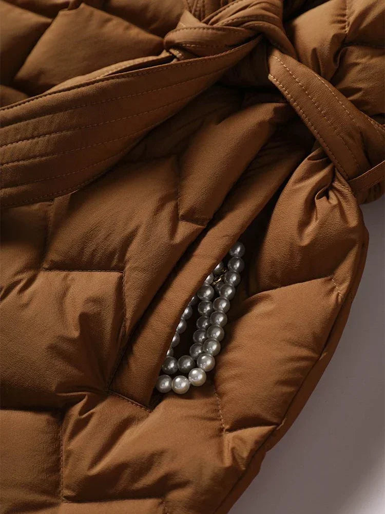 Chic Daunenjacke mit Gürtel – Ein Eleganter und Raffinierter Stil