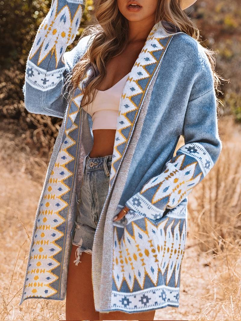 AztecChic – Strickjacke mit faszinierendem Aztekenmuster