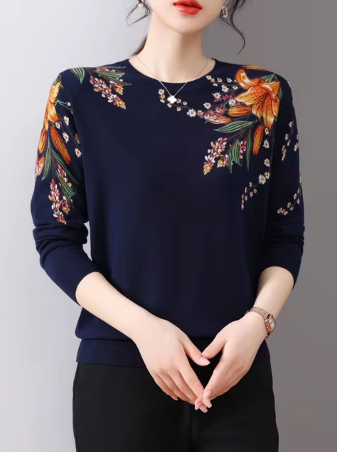 Courtney – Baumwollpullover mit Blumenmuster