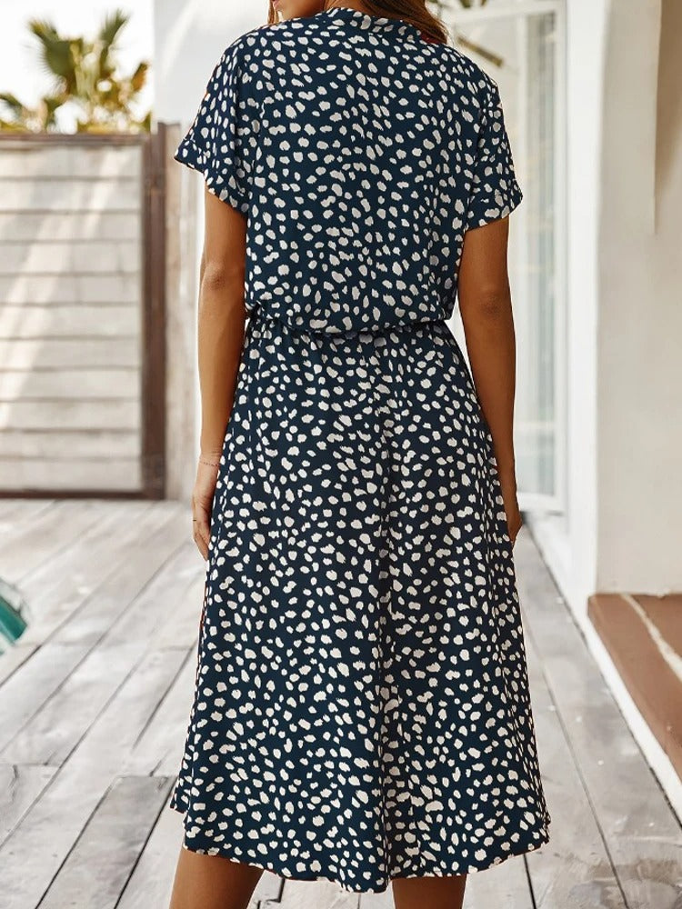 Kira | Klassisches kurzärmeliges Sommerkleid