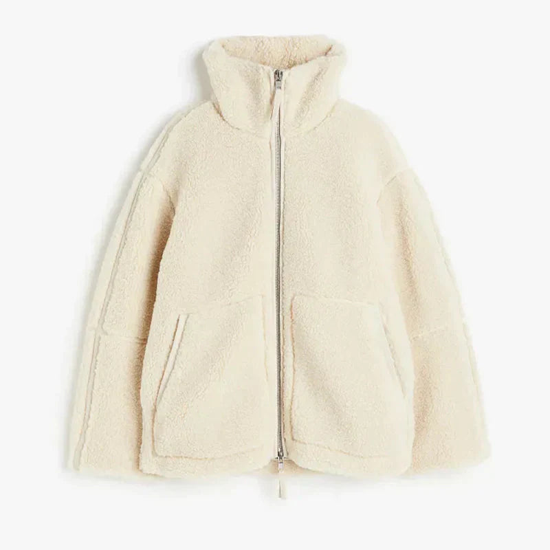 CozyBear – Flauschige Teddyjacke für kalte Tage