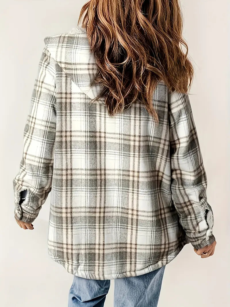 Adela - Warme Jacke mit Kapuze und Reißverschluss