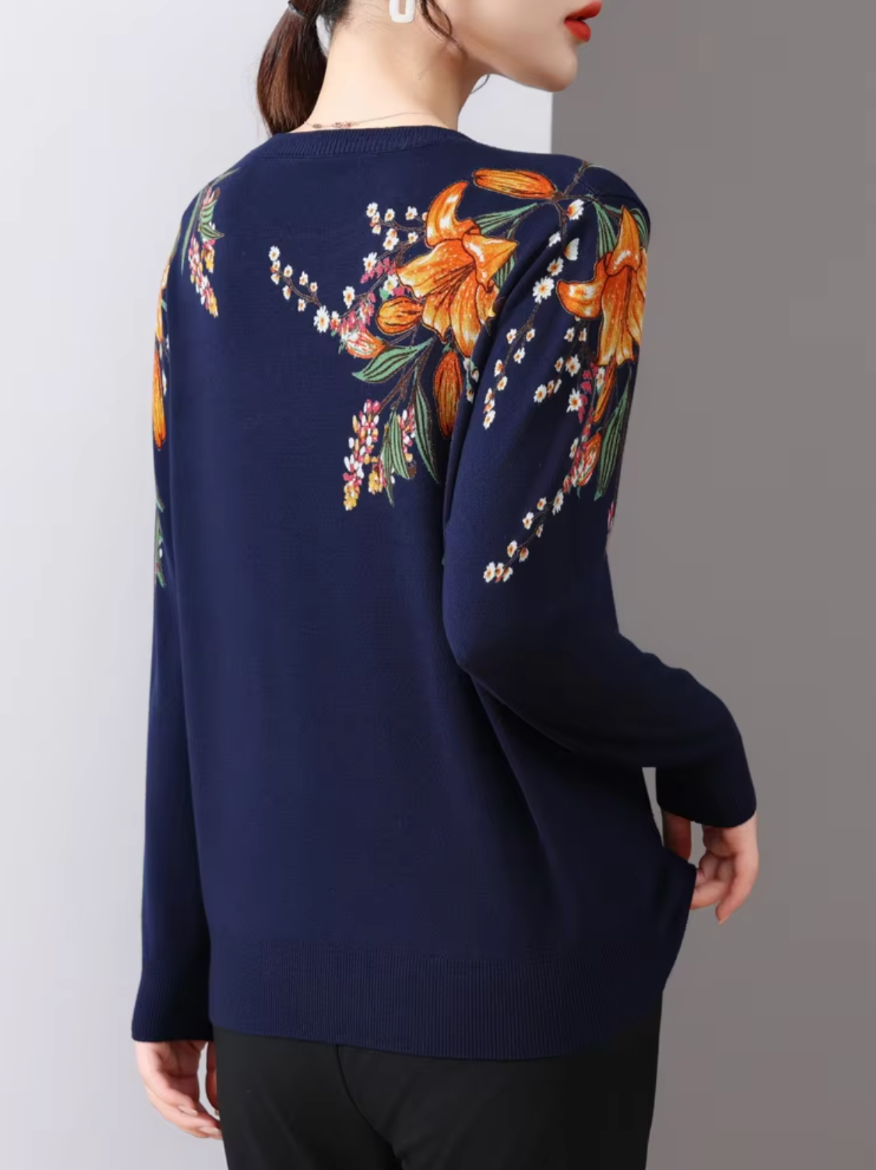Courtney – Baumwollpullover mit Blumenmuster