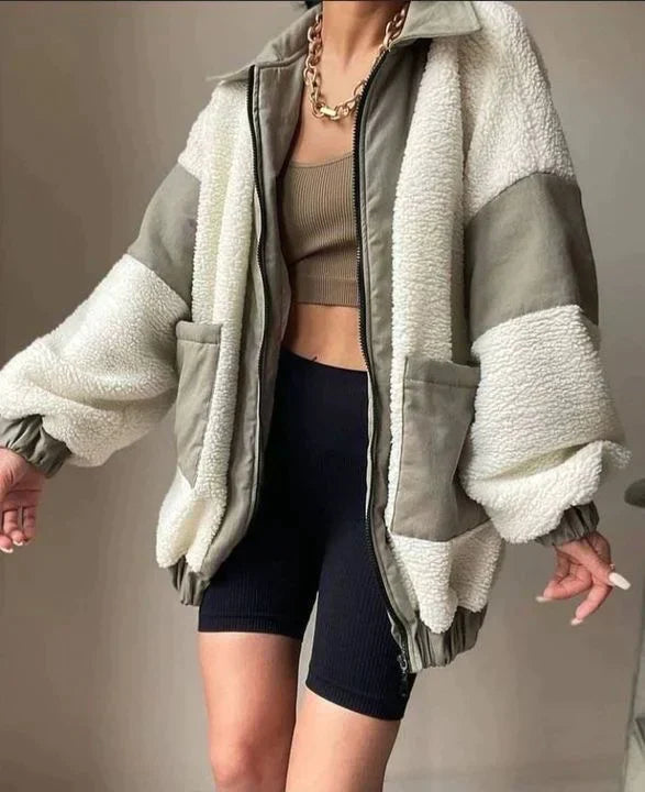 FleeceWärme – Kuschelige Fleece-Jacke für Damen