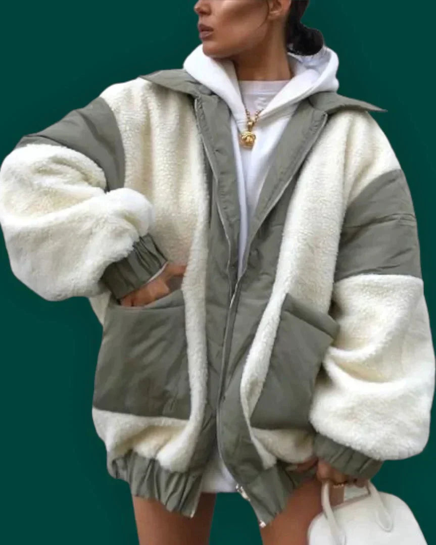 FleeceWärme – Kuschelige Fleece-Jacke für Damen