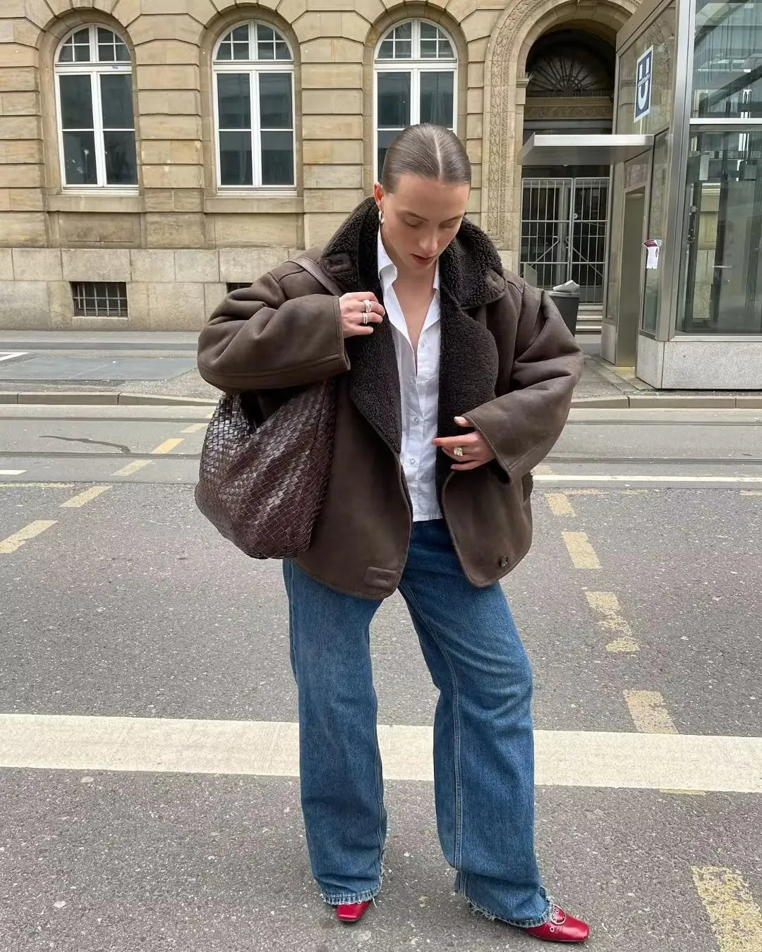 UrbanBraun – Oversized Jacke für lässige Eleganz