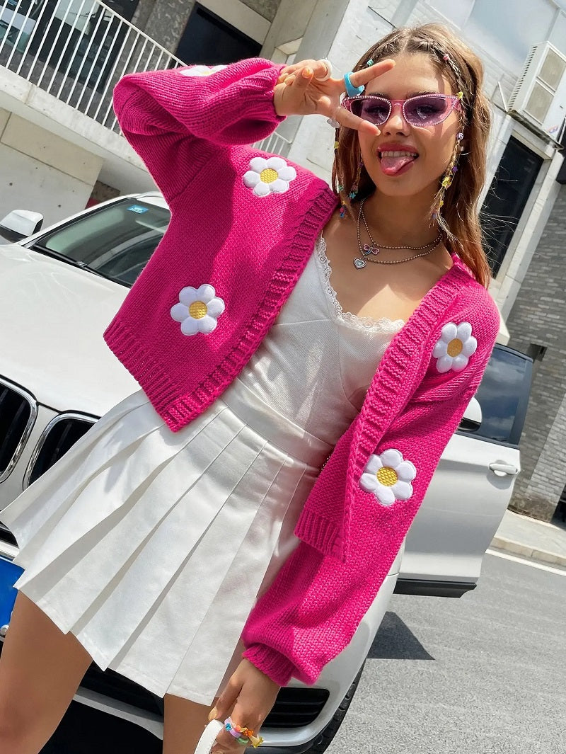  BlütenStrick – Floral gestrickte Strickjacke für Damen