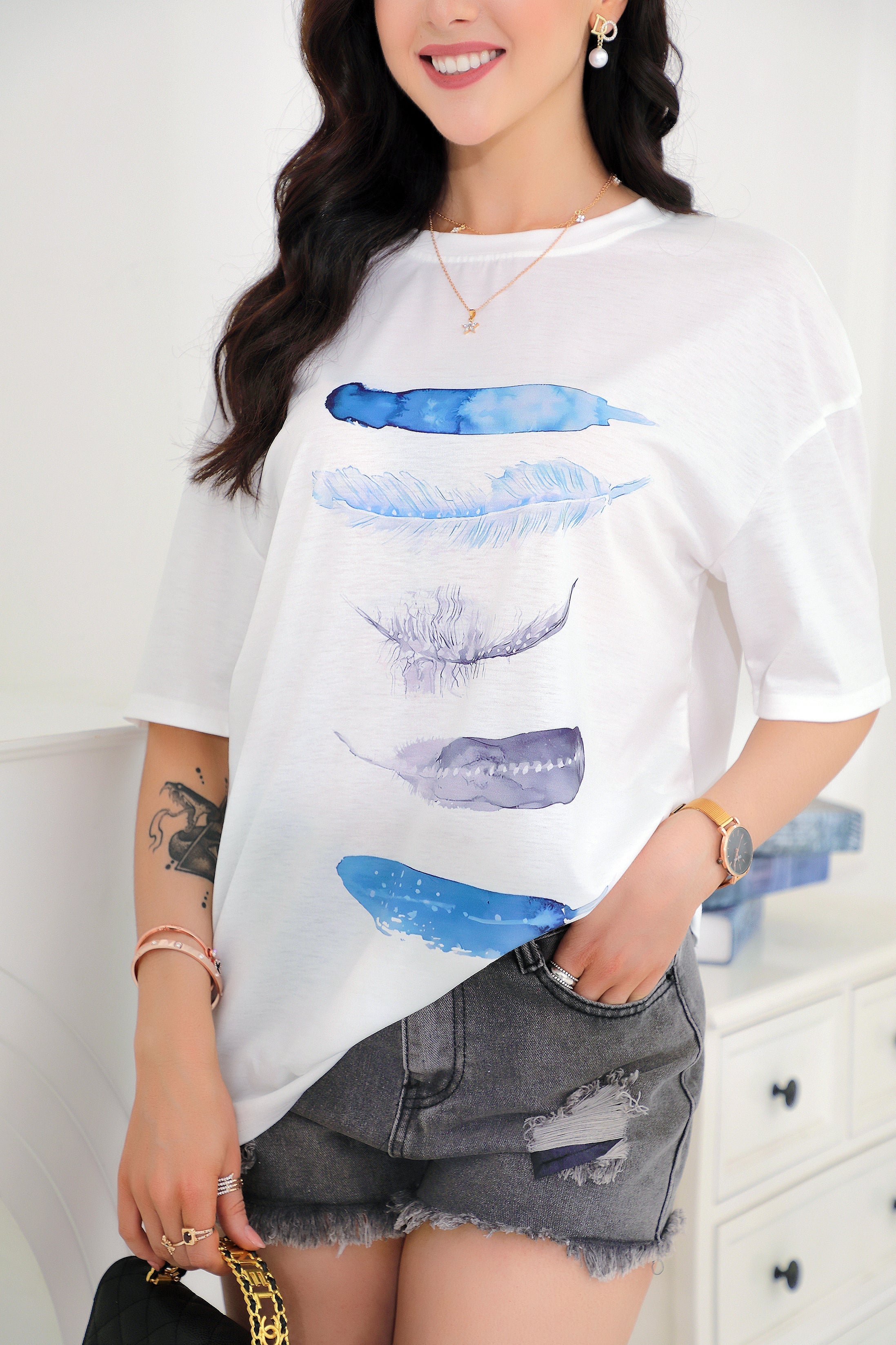 Mercy - Freedom Feather T-Shirt mit kurzen Ärmeln