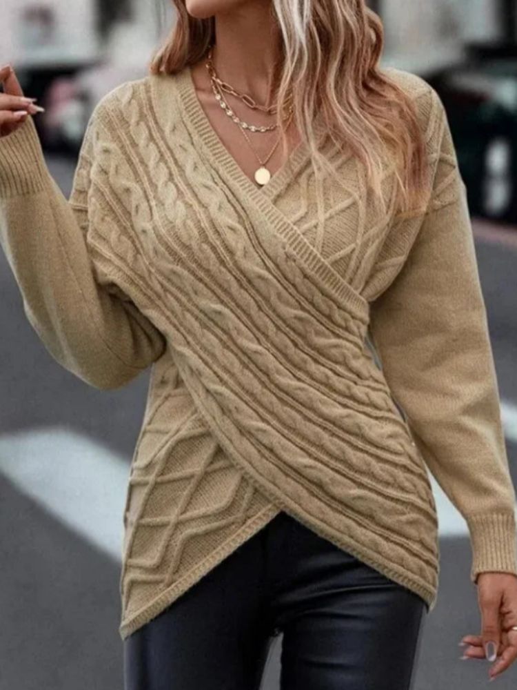Modischer und bequemer Strickpulli - Theodora