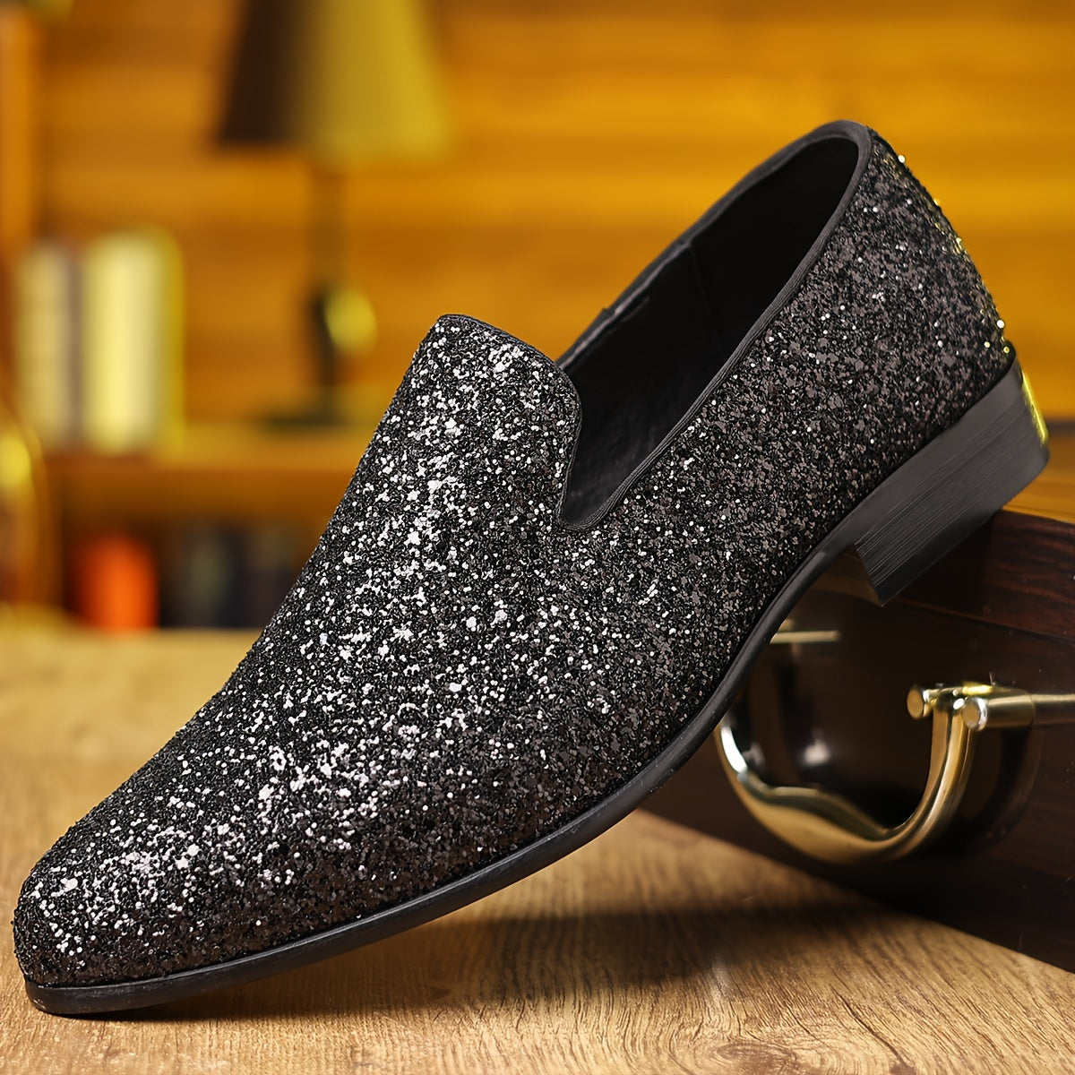 GlamSchritt – Paillettenbesetzte Loafer für Männer