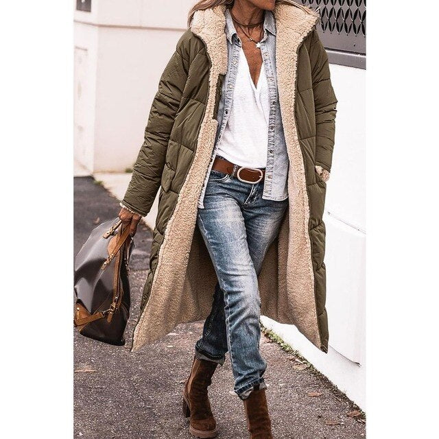 DualWarm – Wendbare lange Pufferjacke mit Kapuze für doppelte Flexibilität
